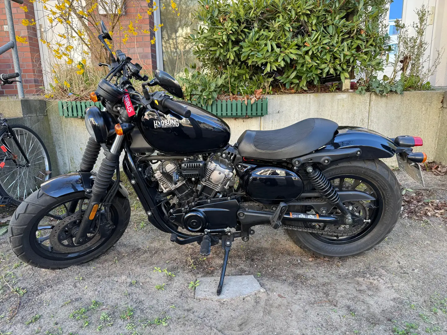 Hyosung Aquila 125 GV 125 S Noir - 1