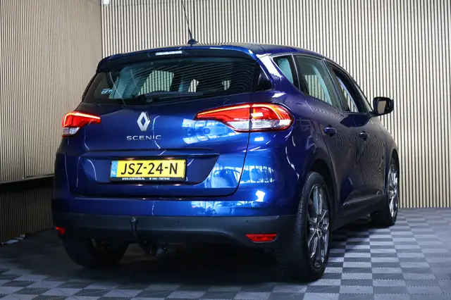Renault Scenic view 6