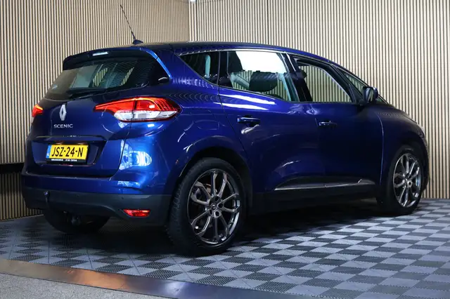 Renault Scenic view 8