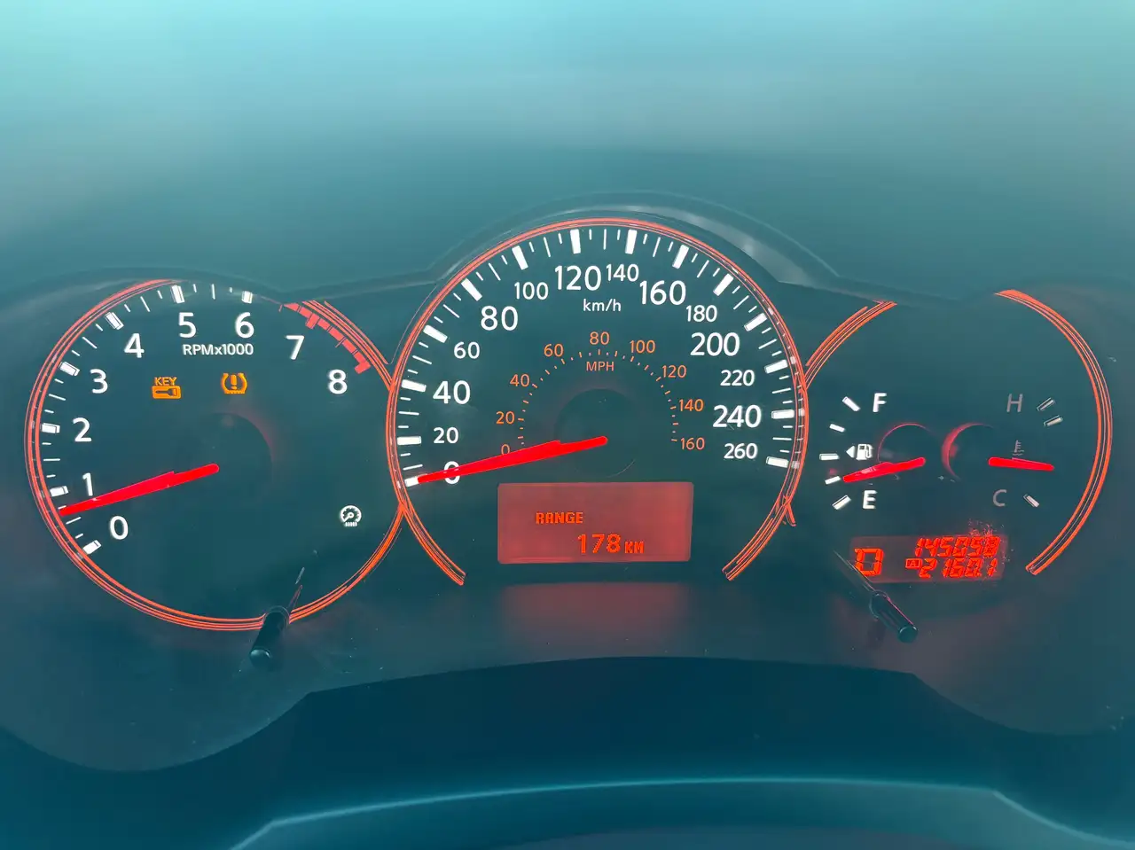 Nissan Altima снимка Nissan Altima