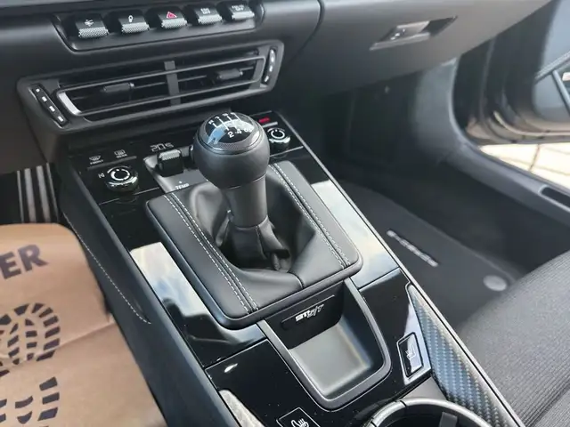 Porsche 911 S/T ''inkl. Liftsystem+SportsitzePlus(14Wege)'' Ansicht 17