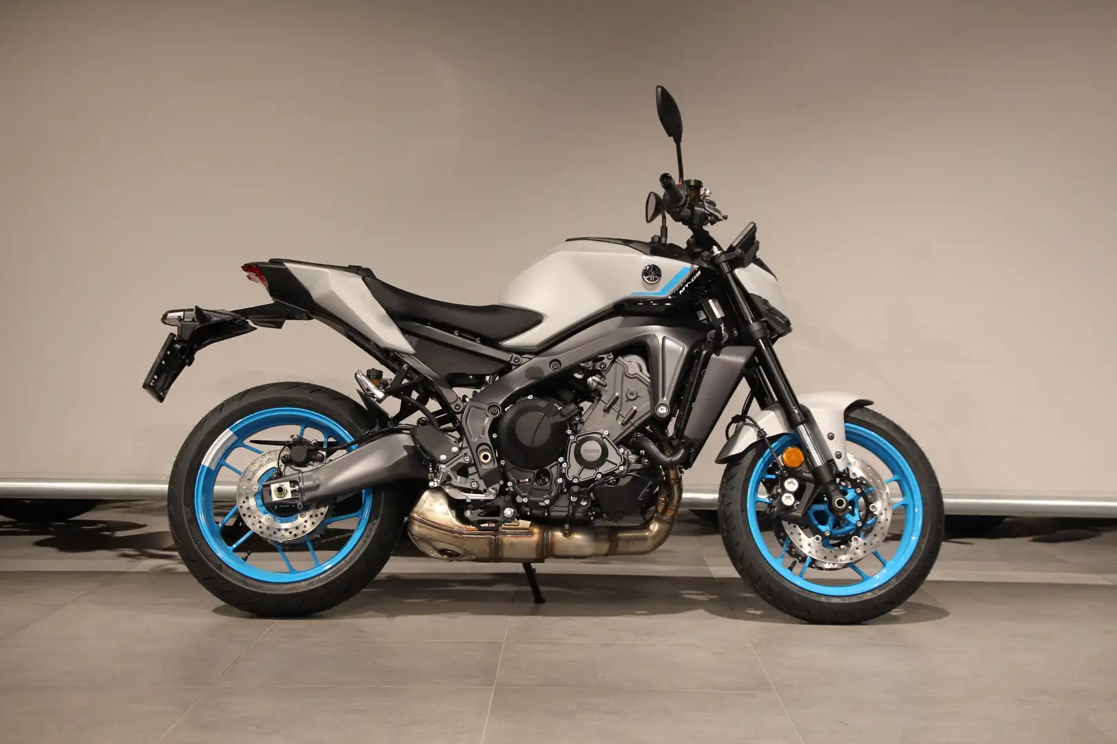 Yamaha MT-09 ABS Zwart - 1