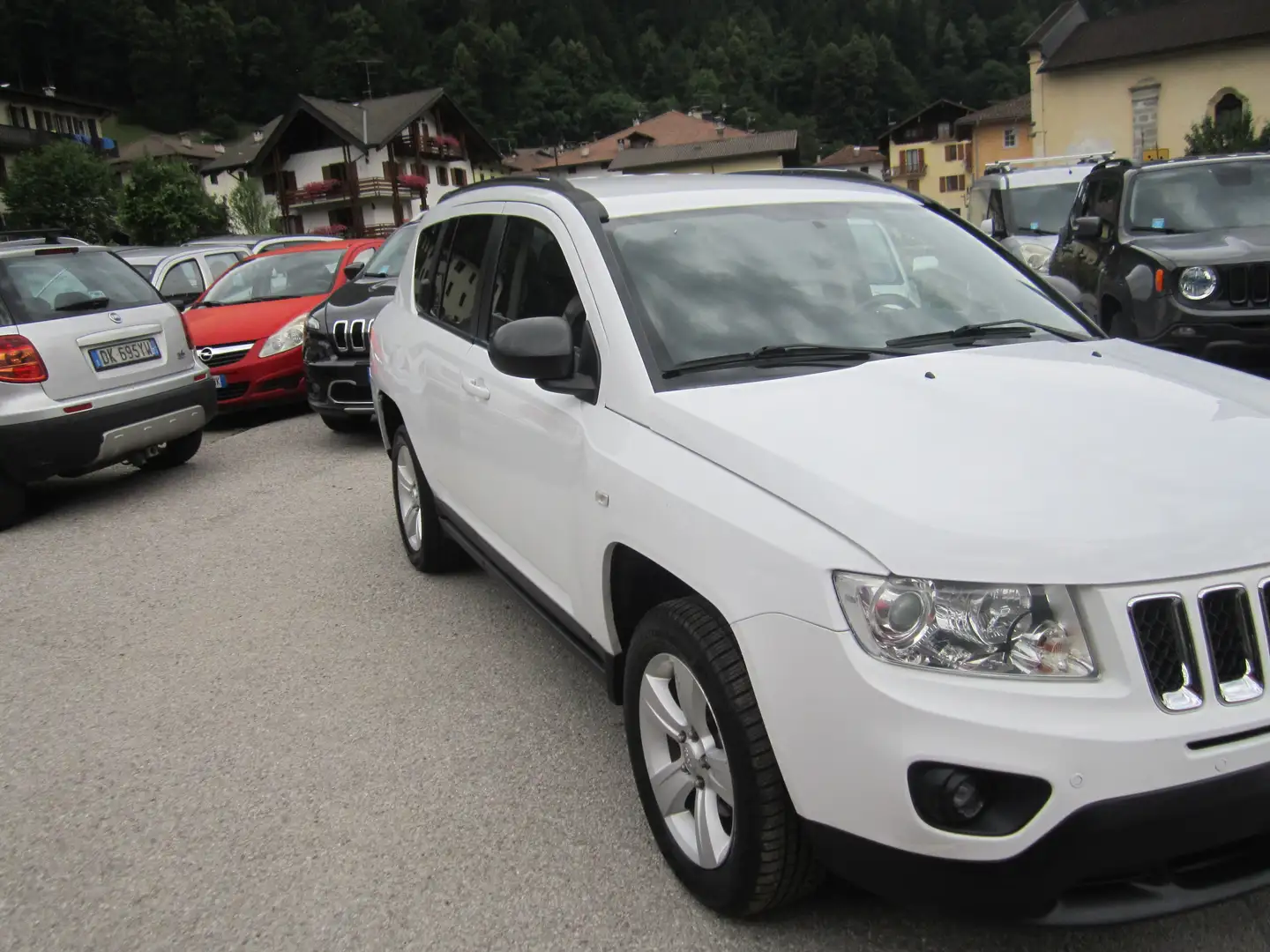 Jeep Compass Compass I 2011 2.2 crd Limited 4wd 163cv Weiß - 2