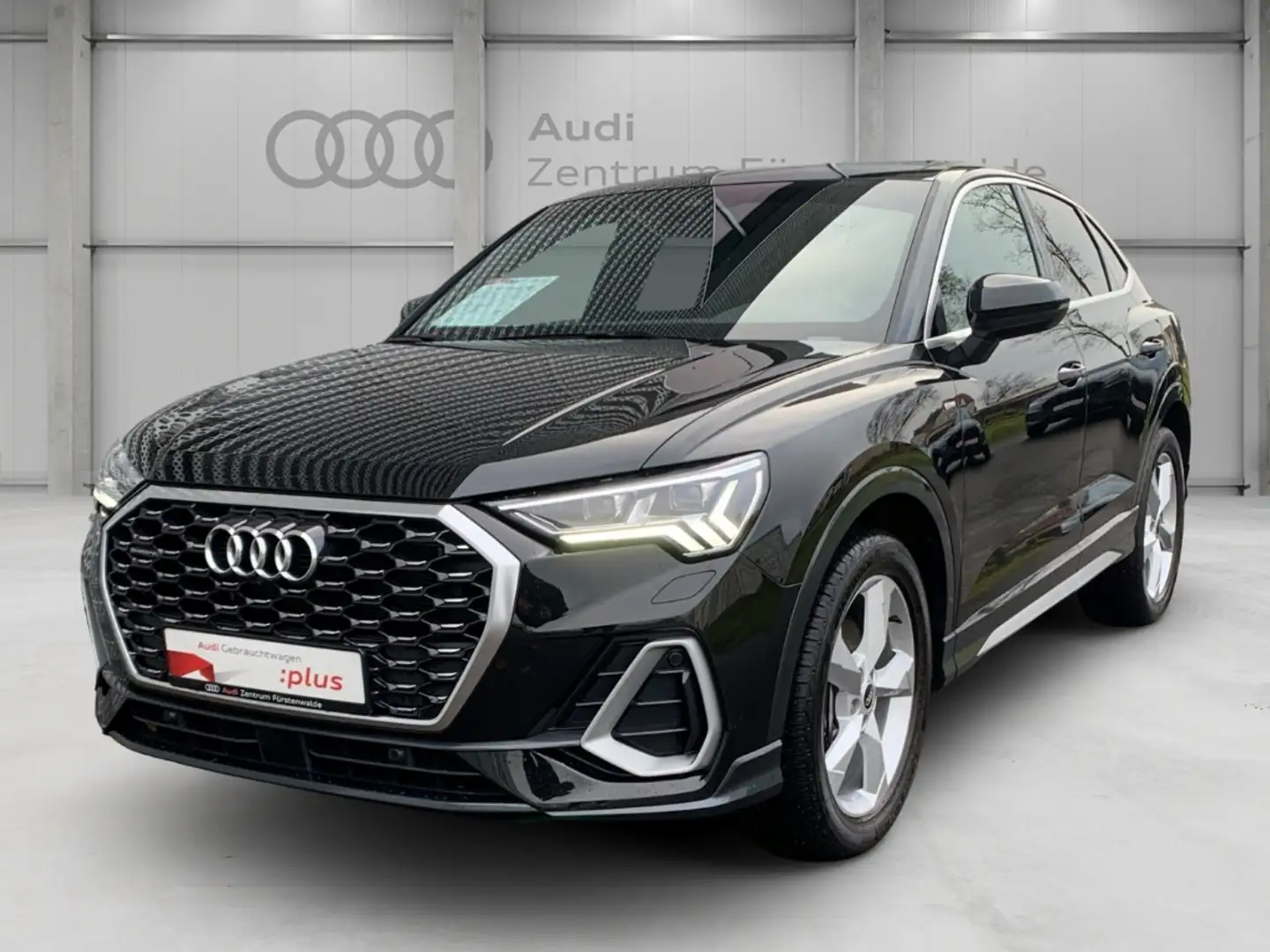 Audi Q3 Sportback 45 TFSI quattro S tronic S line StandHZG Noir - 1
