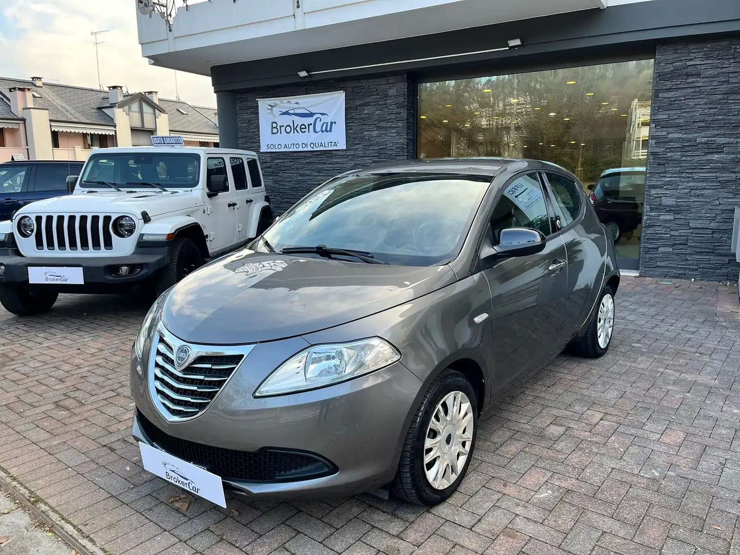 Lancia Ypsilon Ypsilon III 2011 1.2 8v Gold ecochic Gpl 69cv Grau - 1