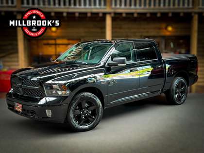 Dodge RAM 1500 5.7 V8 4x4 Classic Black Edition, 6 persoons!