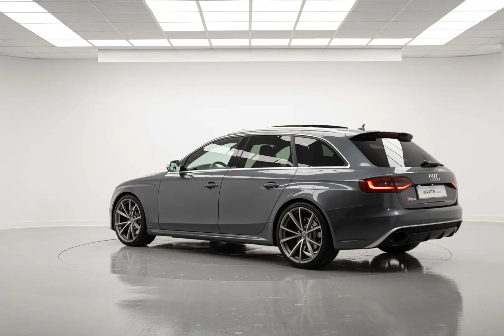 Audi RS4 Avant 4.2 V8 FSI quattro S tronic Gris - 2