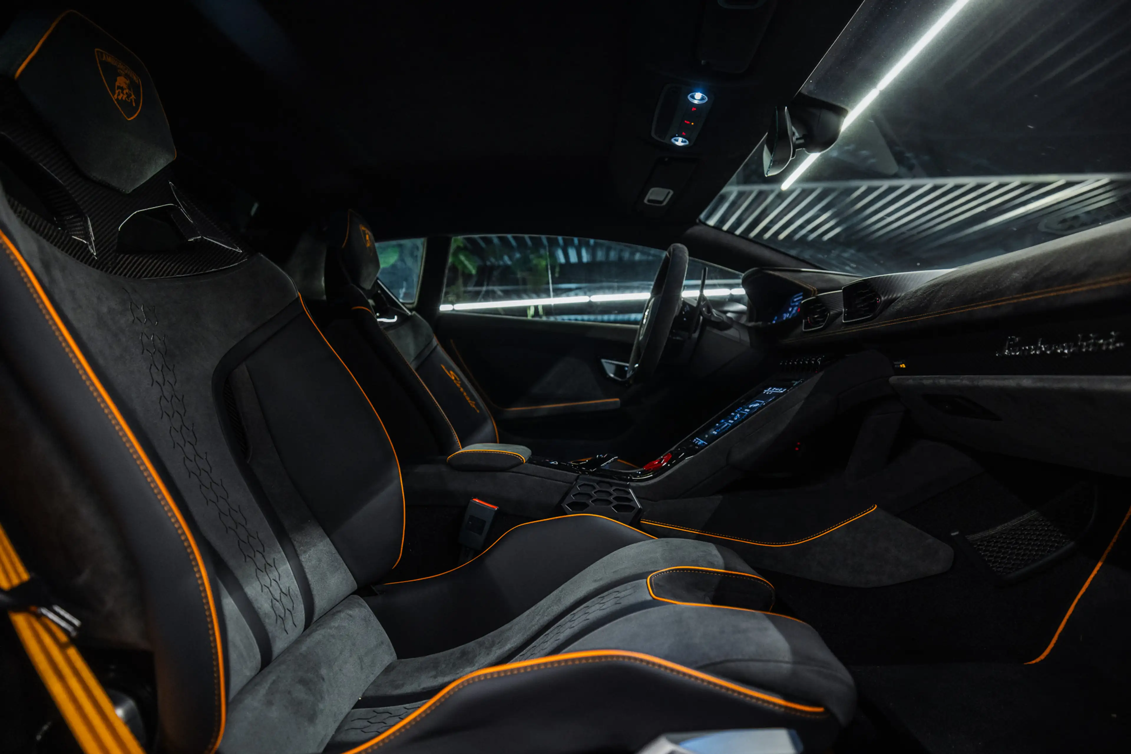 Lamborghini Huracán 5.2 V10 Sterrato Btw auto, (€ 326.446,28 Ex B.T.W) — photo 9