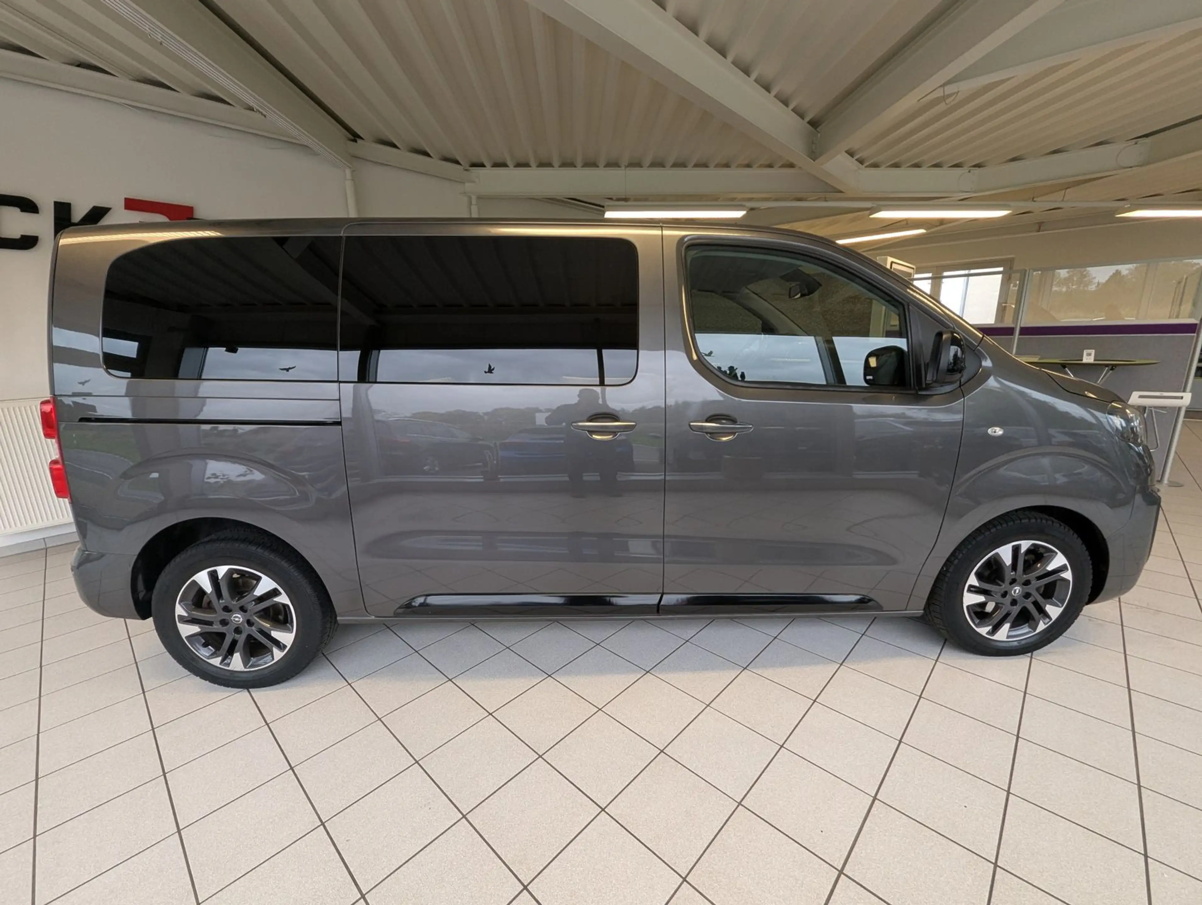 Opel Zafira Life 2.0 CDTI Tourer M L2 Pano Leder AHK — photo 8