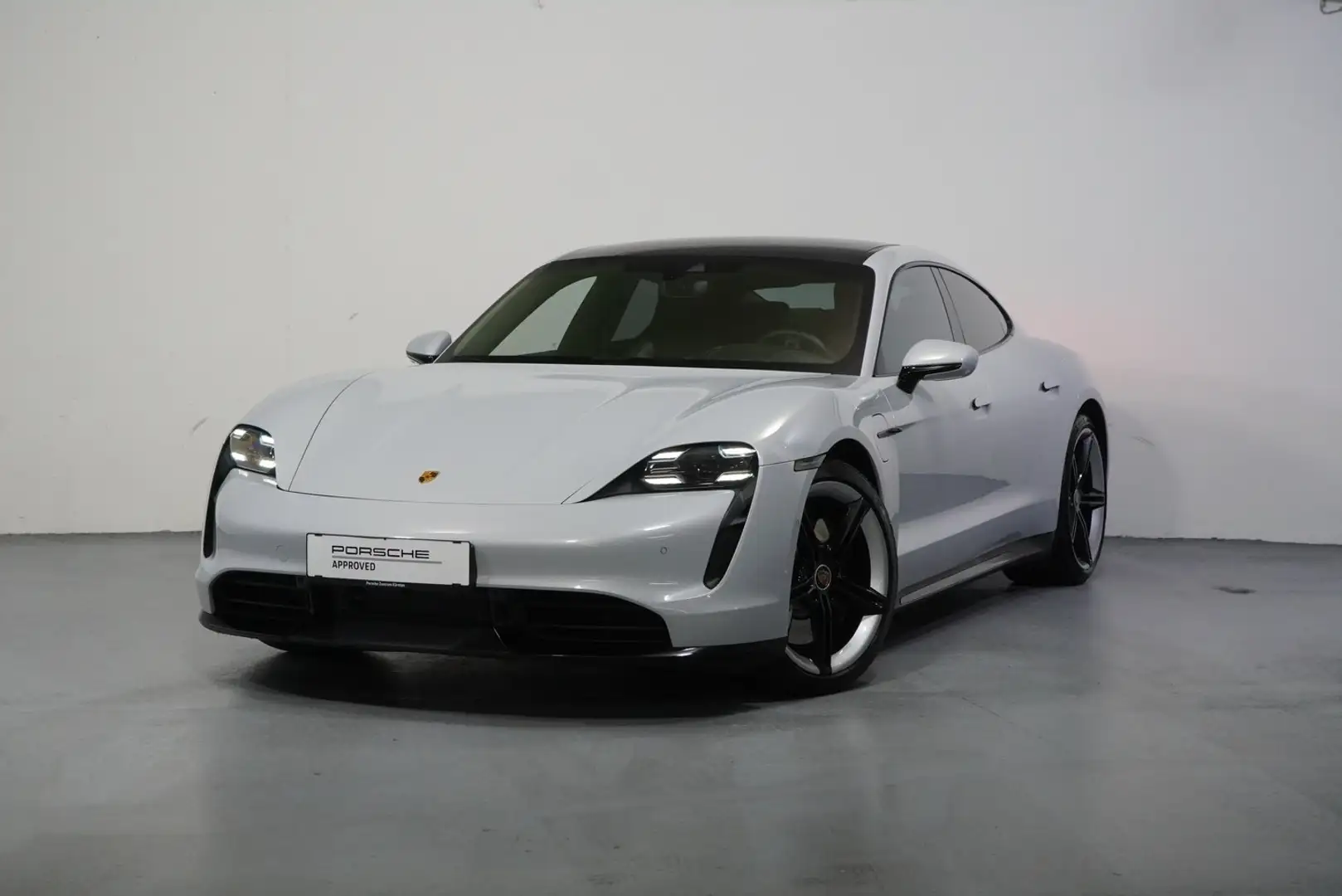 Porsche Taycan Turbo Grau - 1