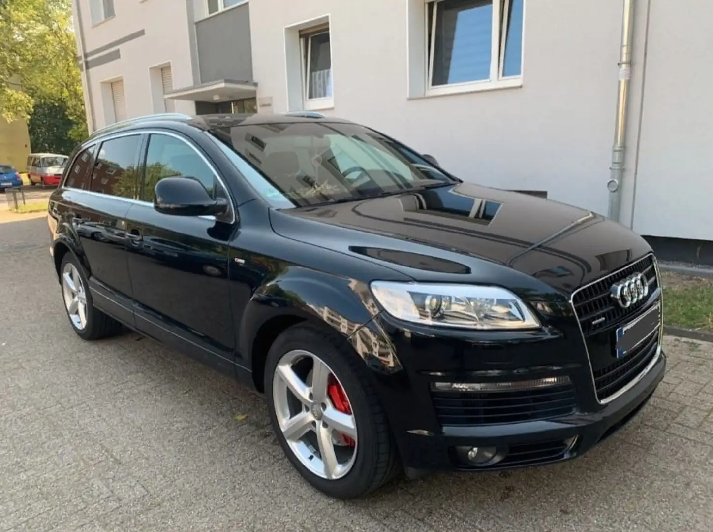 Audi Q7 3.0 TDI S-line quattro tiptronik crna - 1
