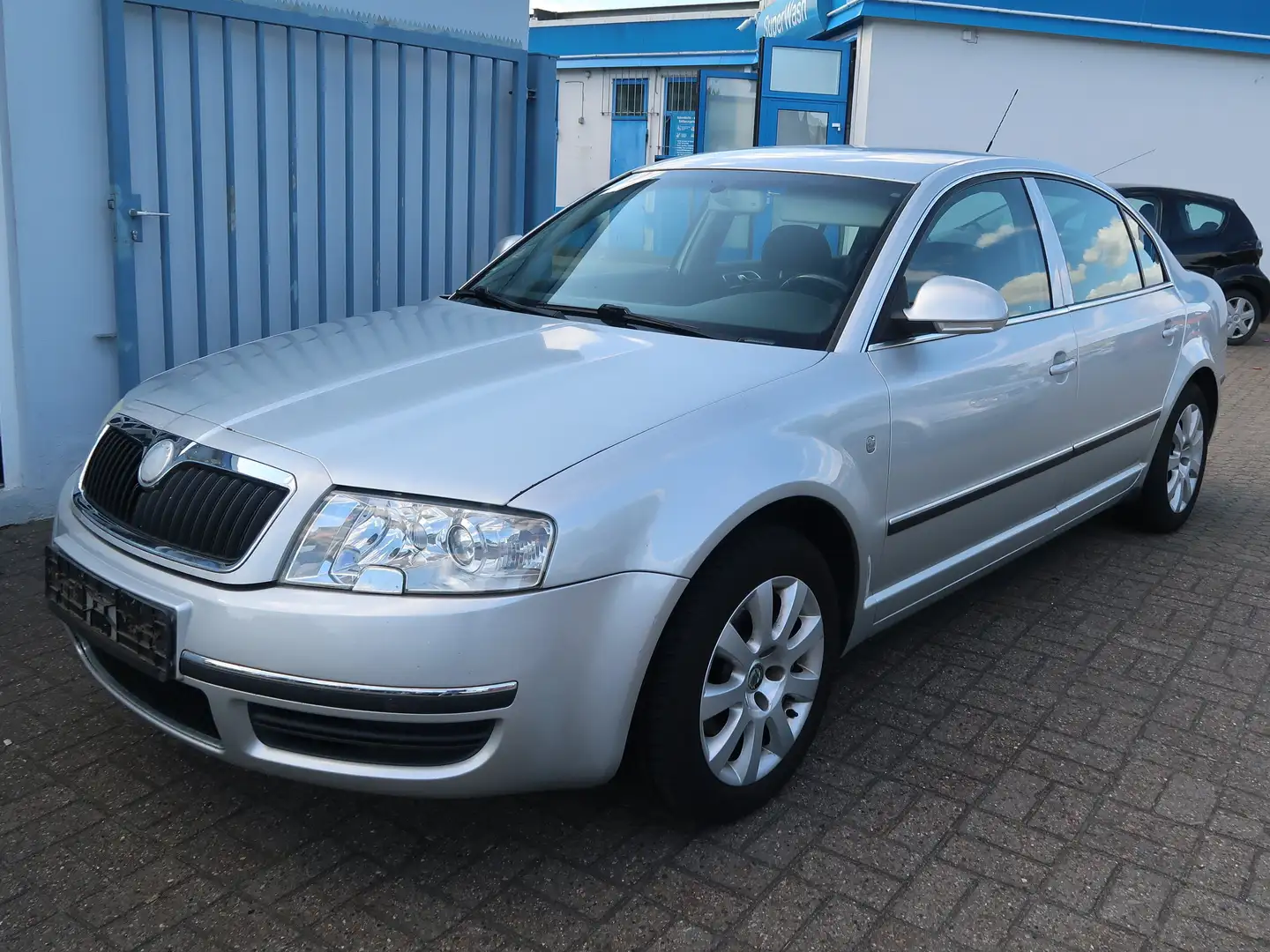 Skoda Superb Exclusive Grau - 1