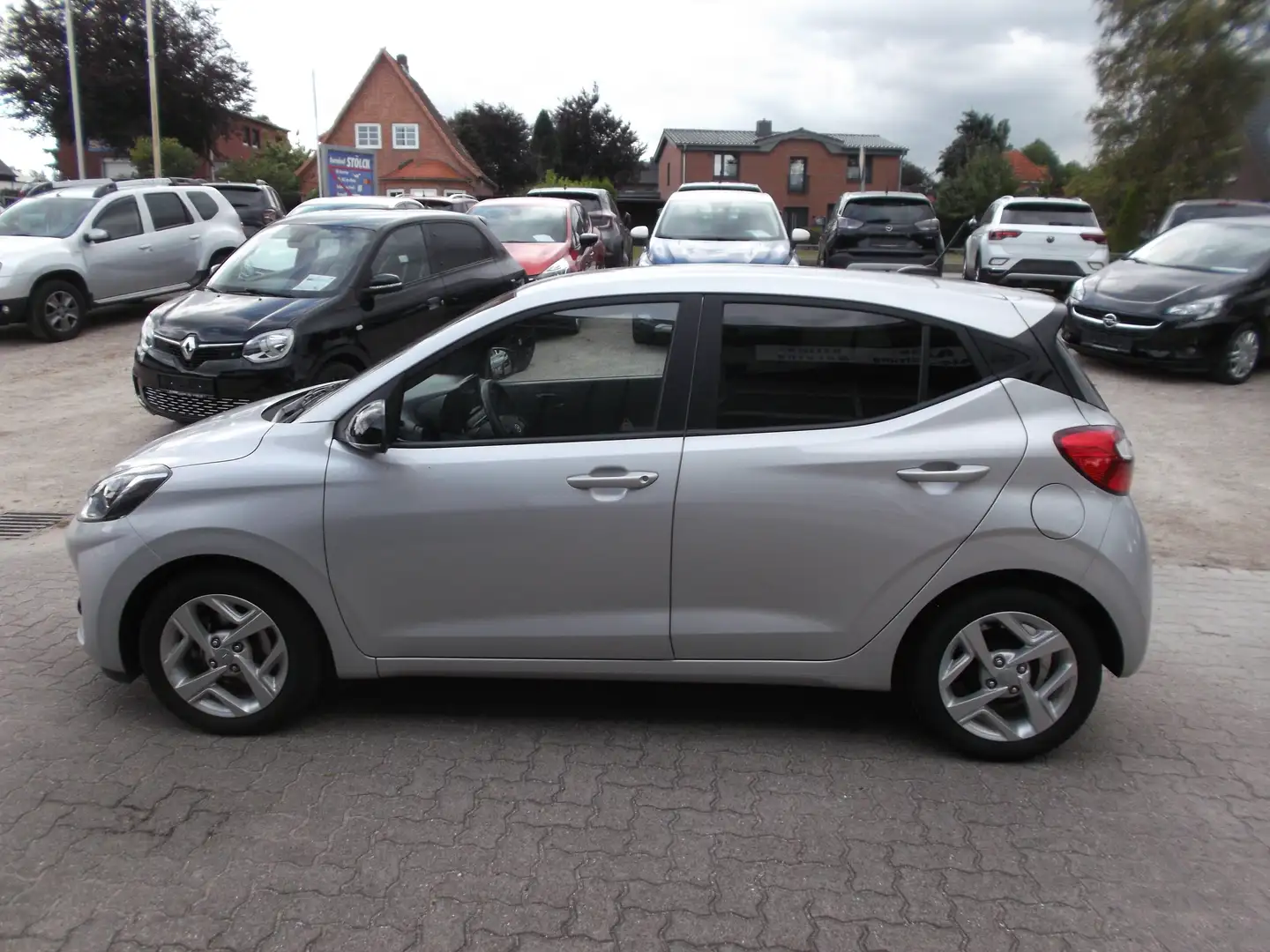 Hyundai i10 Connect & Go - TOP PREIS !!! Silber - 2