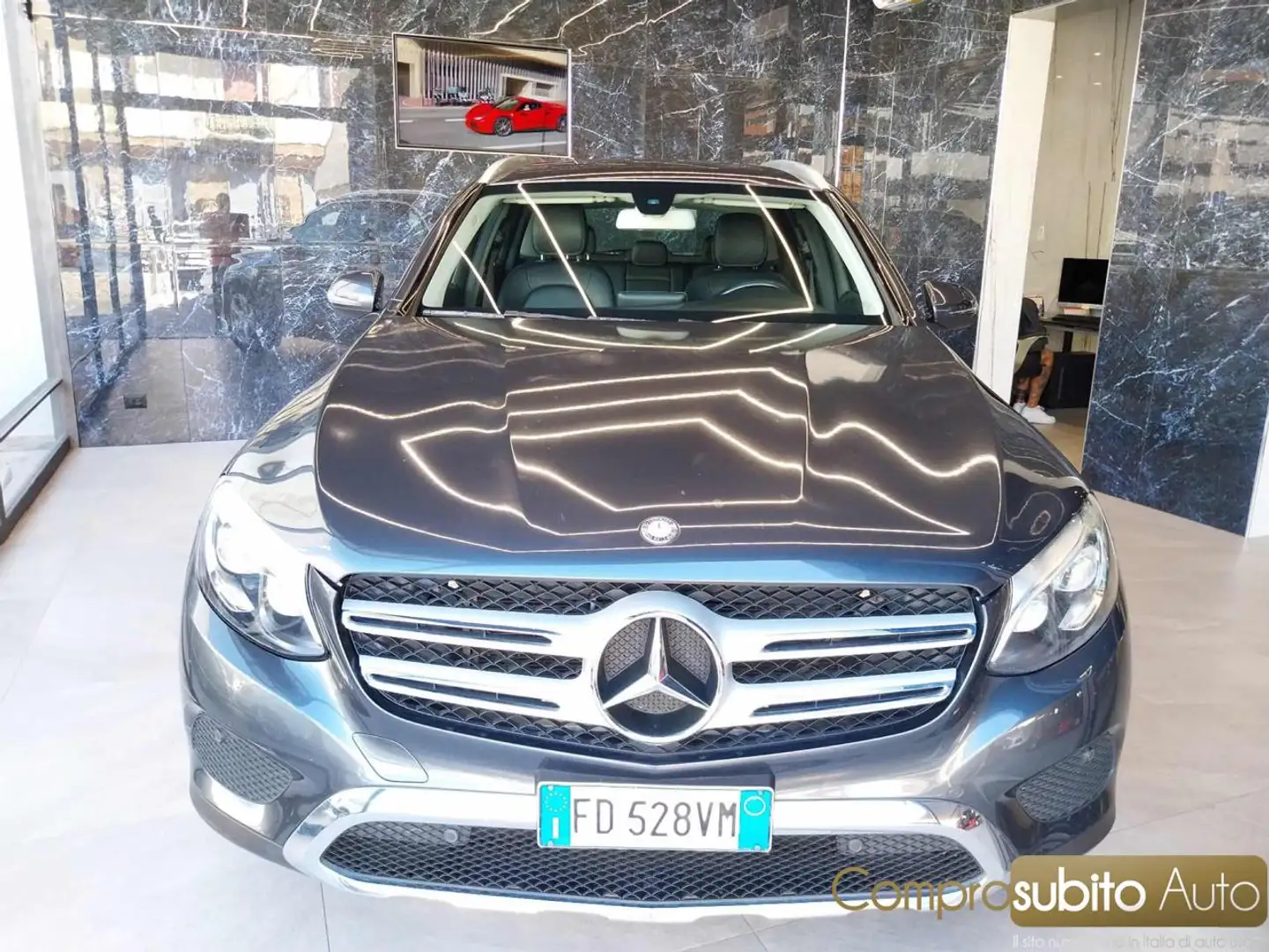 Mercedes-Benz GLC 220 d 4Matic Executive Grigio - 1