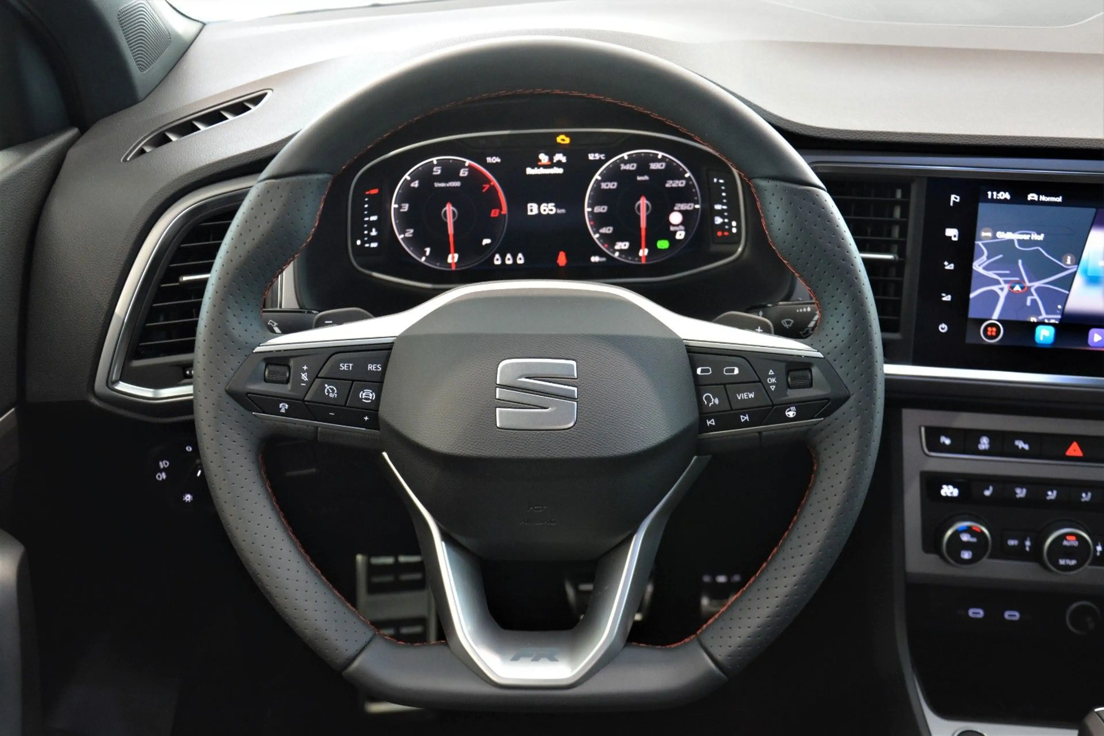 SEAT Ateca Facelift 2.0 TSI DSG 4Drive FR AHK LEDER — photo 15