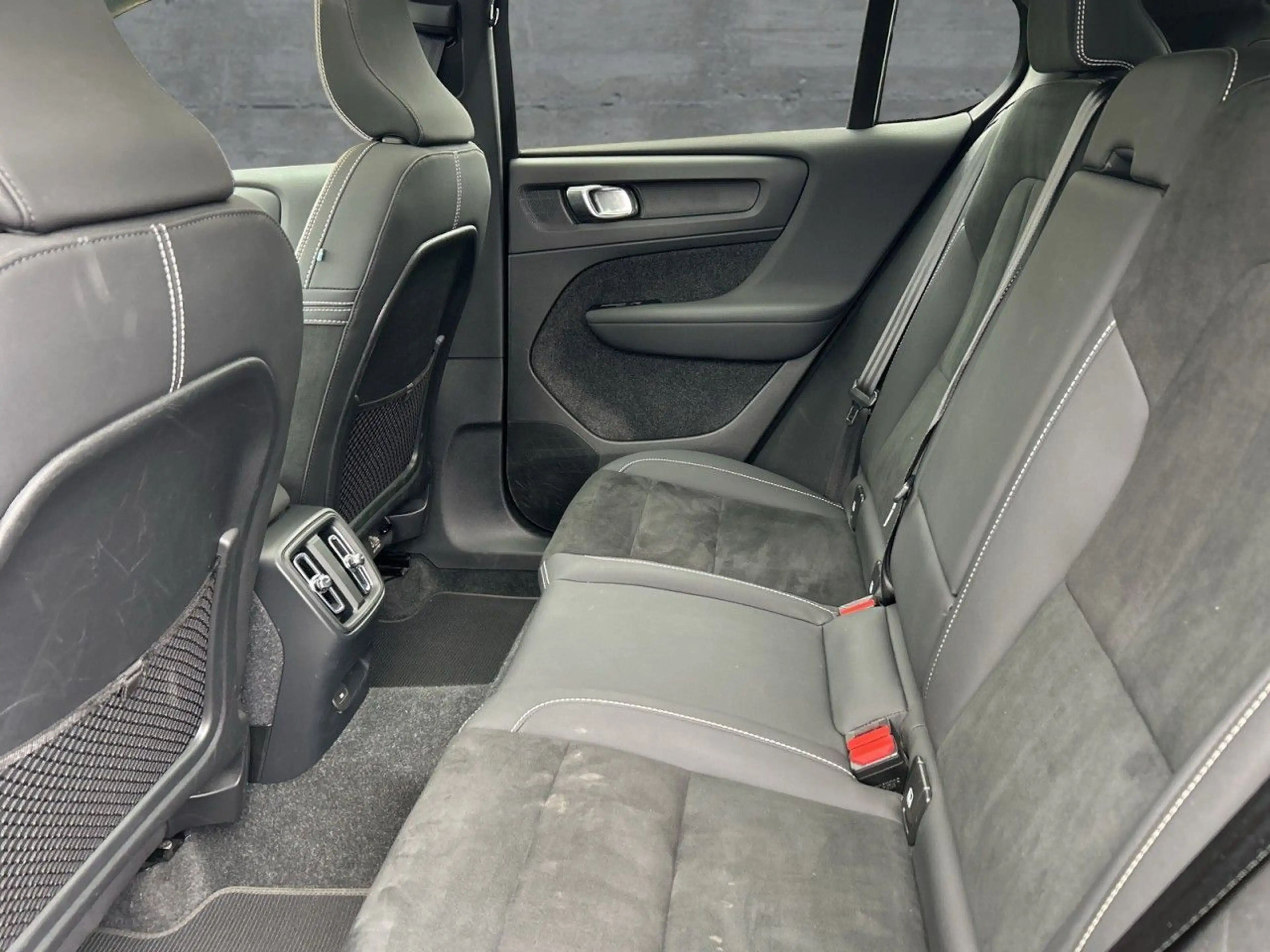 Volvo C40 Recharge Pure Electric 2WD Ultimate Klima Leder — photo 12
