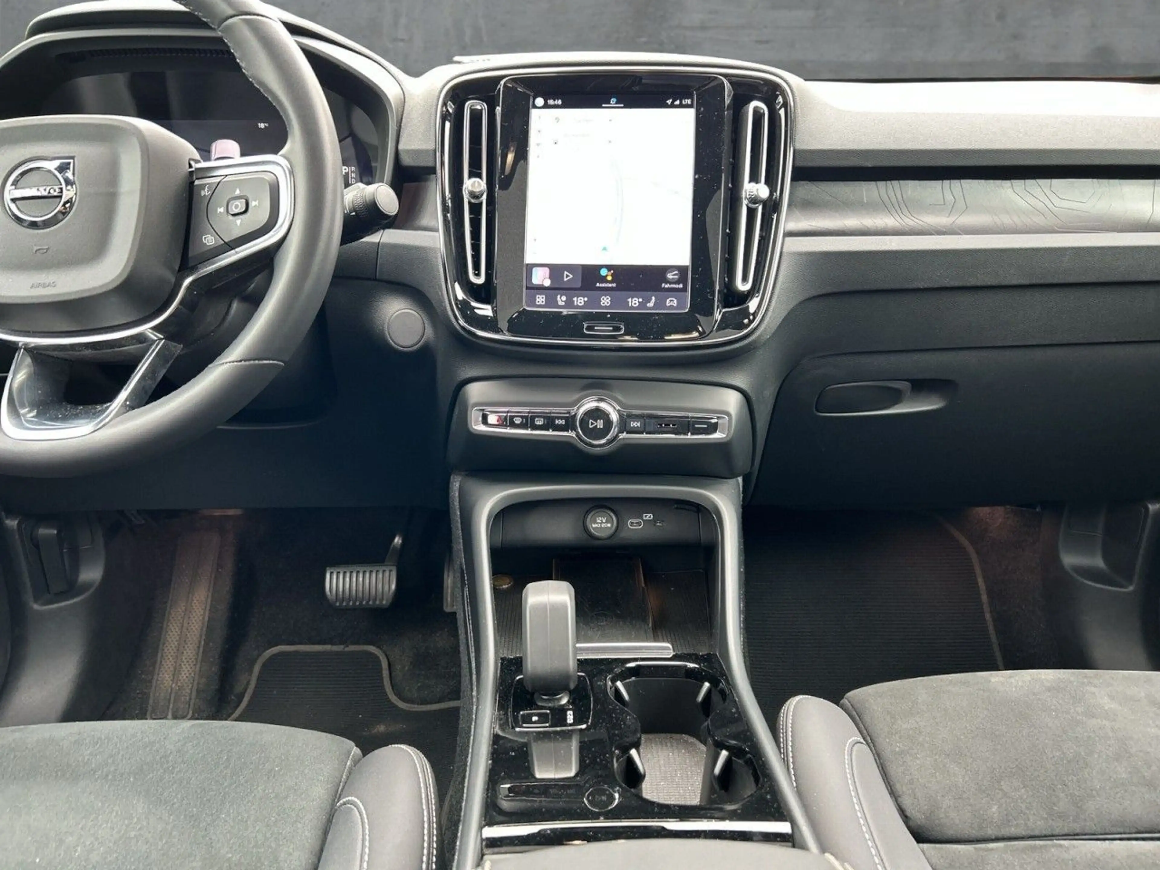 Volvo C40 Recharge Pure Electric 2WD Ultimate Klima Leder — photo 11