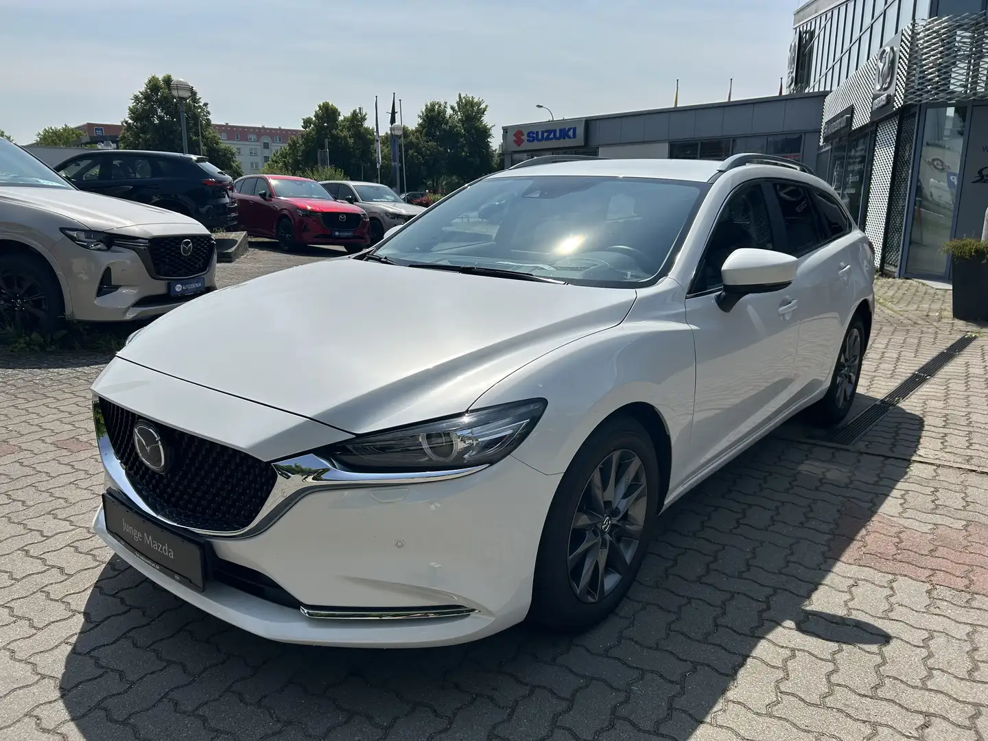 Mazda 6 2.0L SKYACTIV G 165 6MT FWD CENTER-LINE Weiß - 1