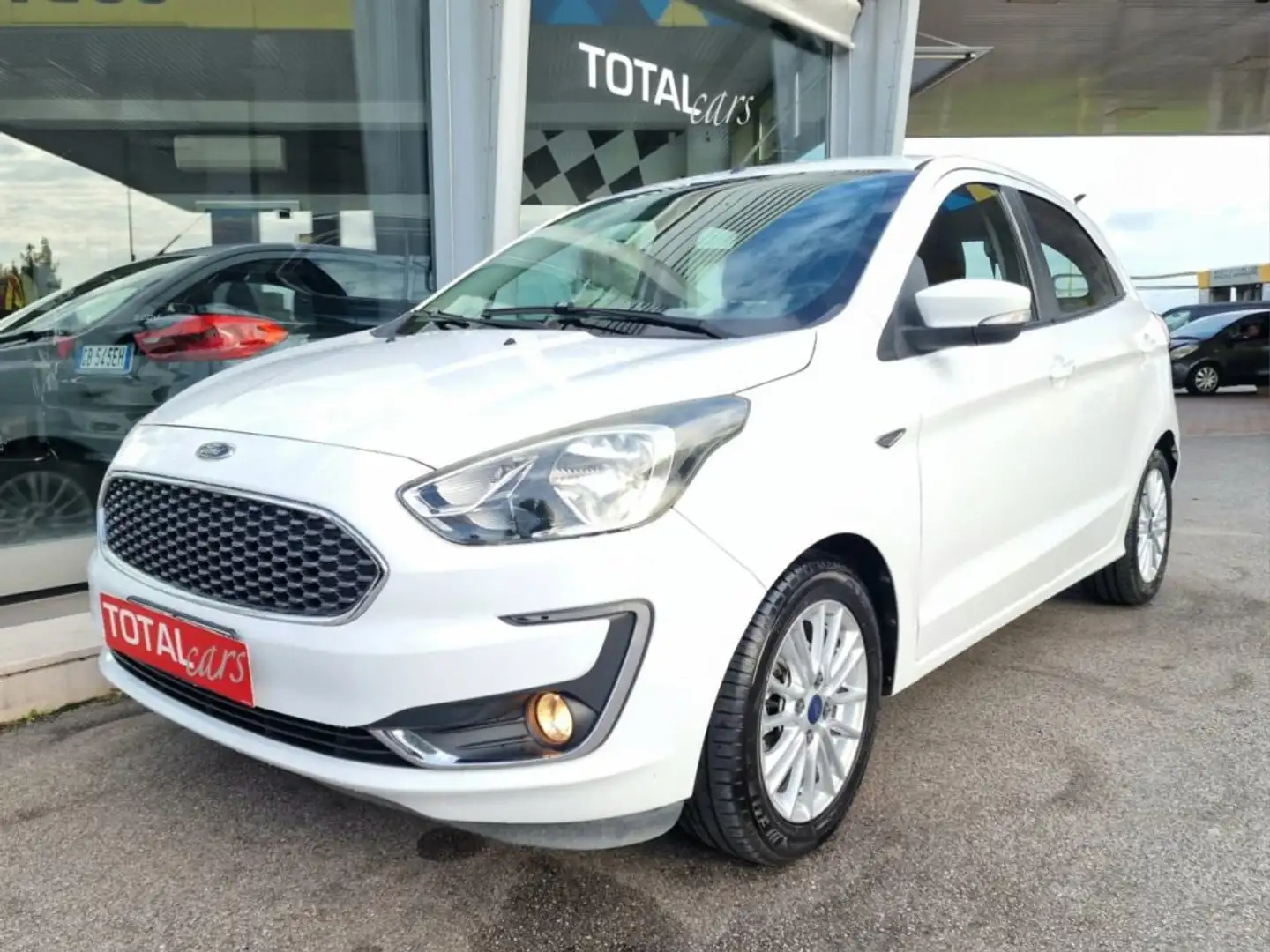 Ford Ka/Ka+ 1.2 85 CV Start&Stop Ultimate OK NEO PATENTATI Blanc - 1