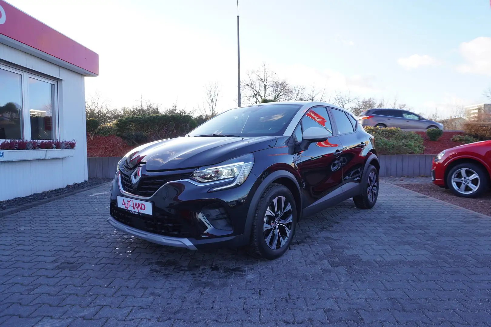 Renault Captur TCe 90 LED Klima Navi SHZ Temp Kam Schwarz - 2