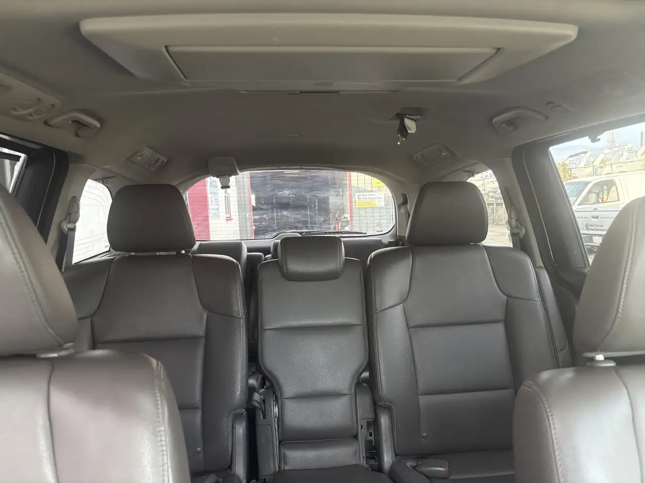 Honda Odyssey снимка Honda Odyssey