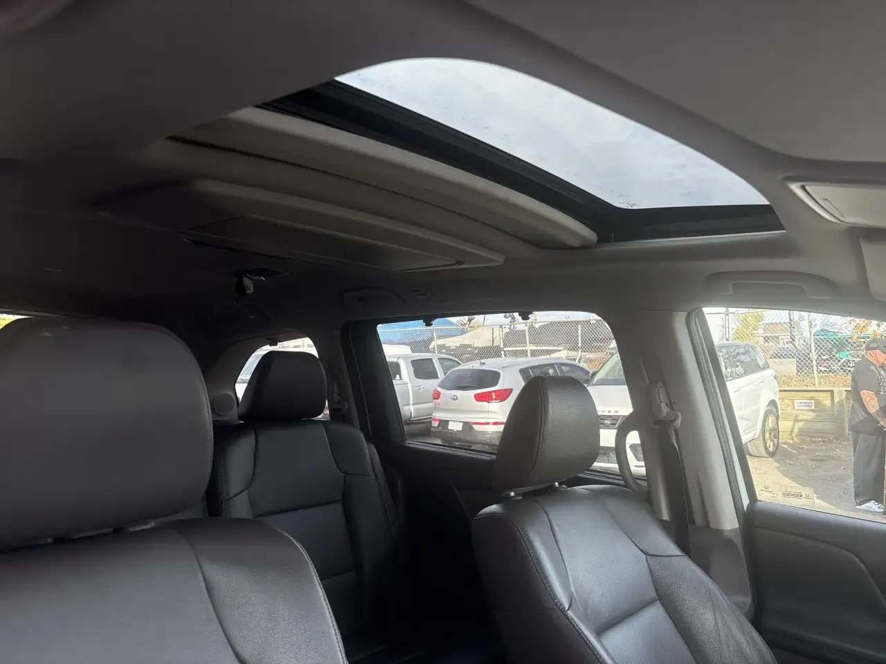 Honda Odyssey снимка Honda Odyssey