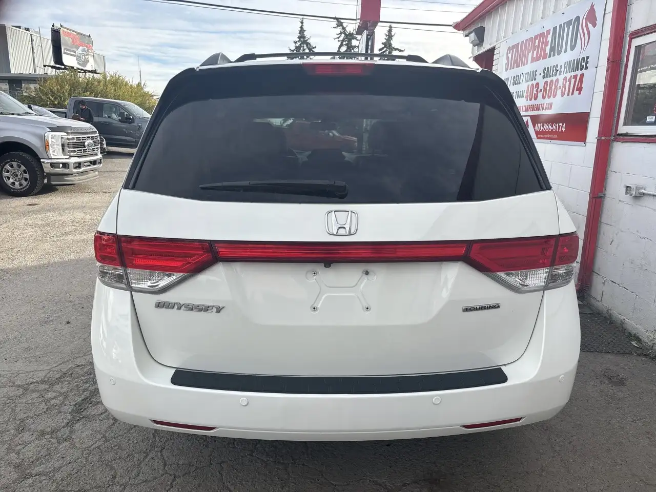 Honda Odyssey снимка Honda Odyssey