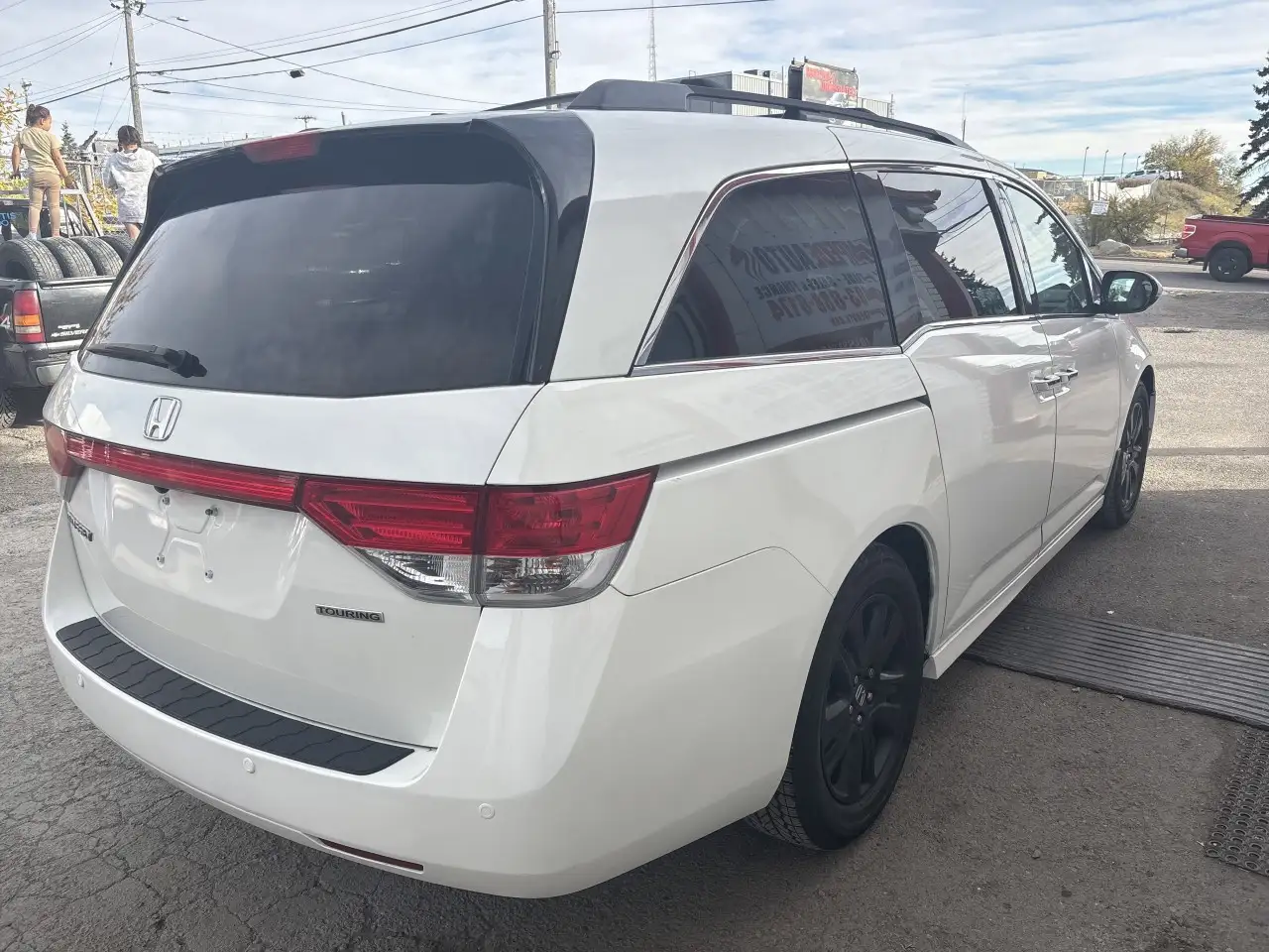 Honda Odyssey снимка Honda Odyssey