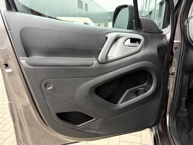 Peugeot Partner Tepee 1.2 PureTech Active — photo 10