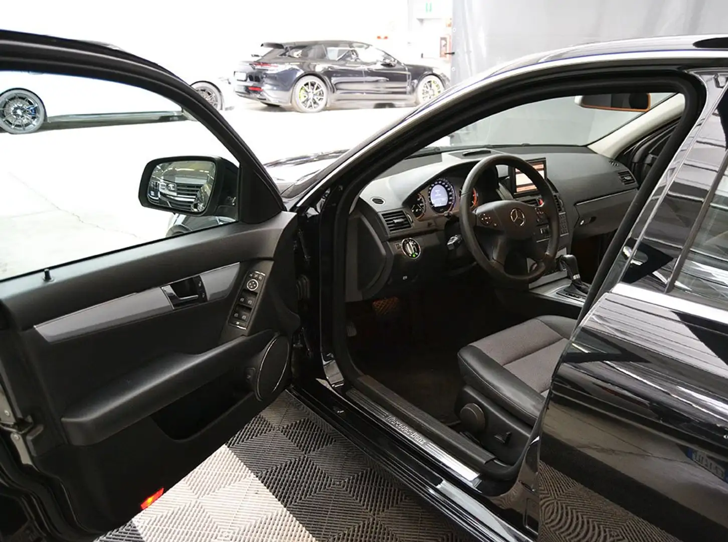 Mercedes-Benz C 220 CDI Avantgarde Automatica Nero - 2