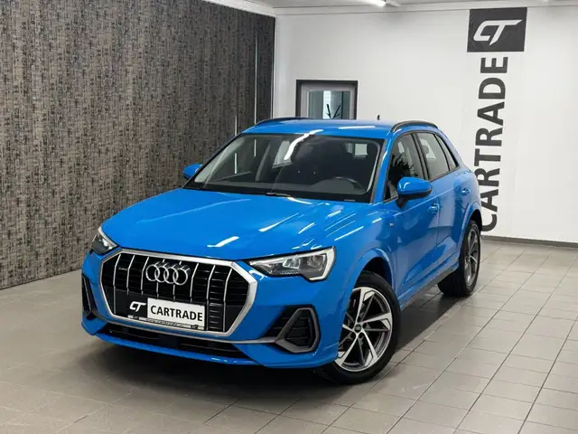 Audi Q3 view 2