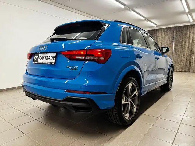 Audi Q3 view 7