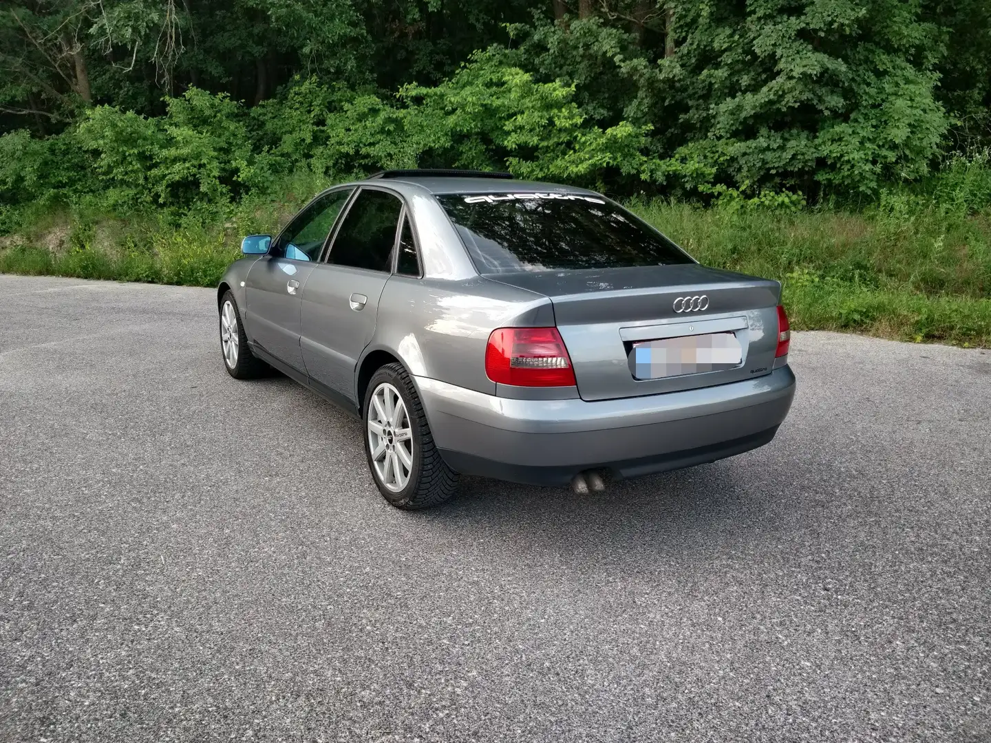 Audi A4 quattro 2,5 V6 TDI - 2