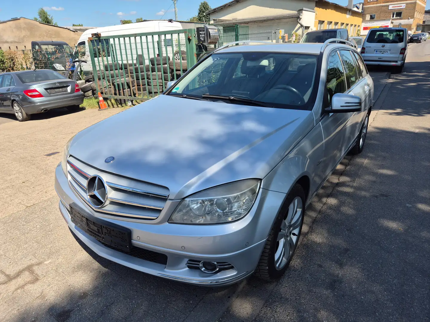 Mercedes-Benz C 220 C 220 T CDI Automatik Tüv 06.26 Grau - 1