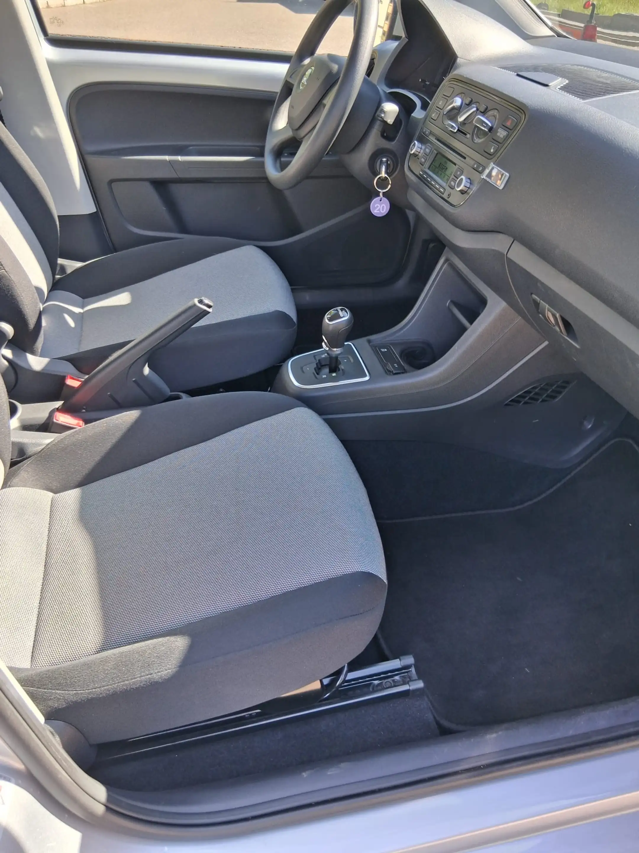 Skoda Citigo Ambition 1. Rentnerhand Automatik — photo 5