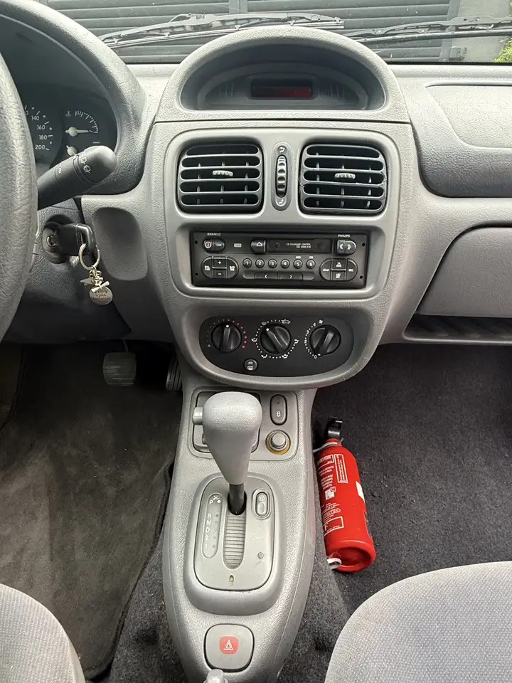 Renault Clio 1.6 Automatik Benzinemet 2x Sleute, foto 10
