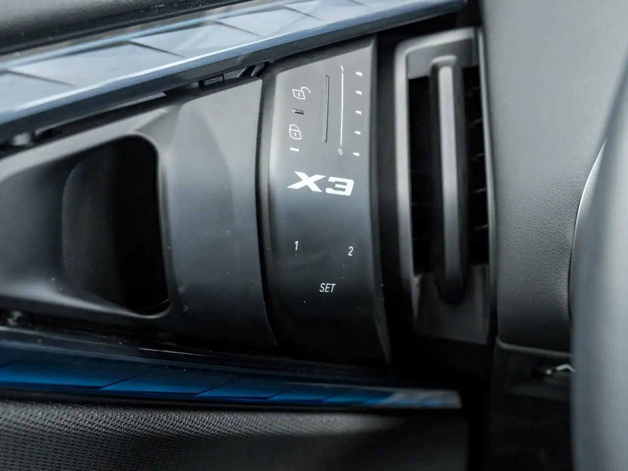 BMW X3 снимка BMW X3