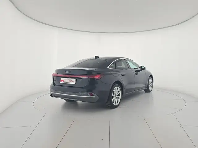 Audi A5 view 5