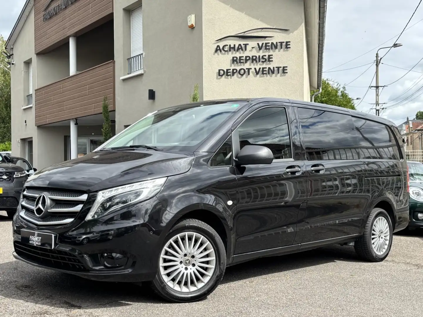 Mercedes-Benz Vito Vito Mixto Long 3.050t 119 CDI - BVA 7G-Tronic Plu Noir - 1