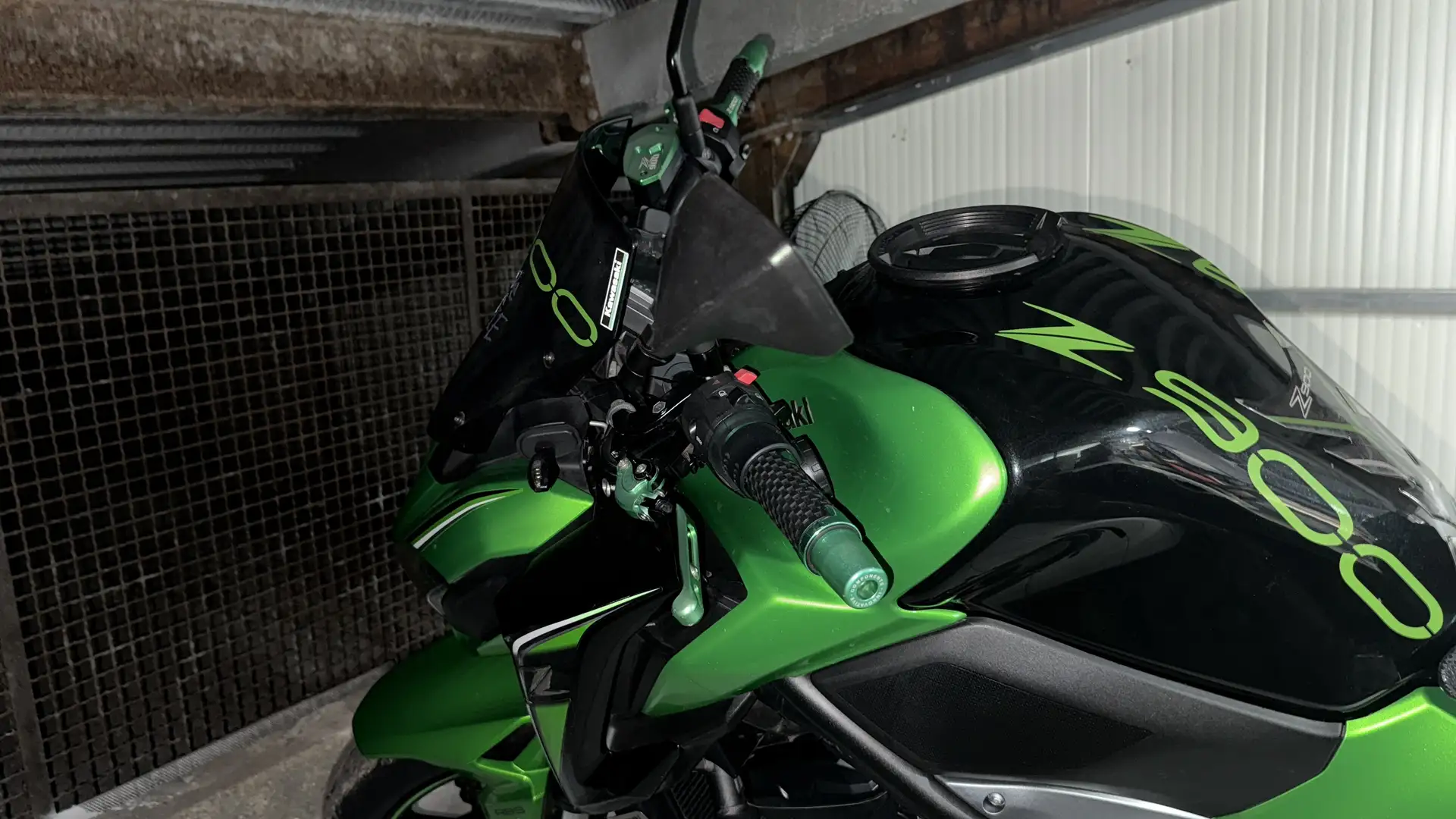 Kawasaki 900 Z performance SE - 1