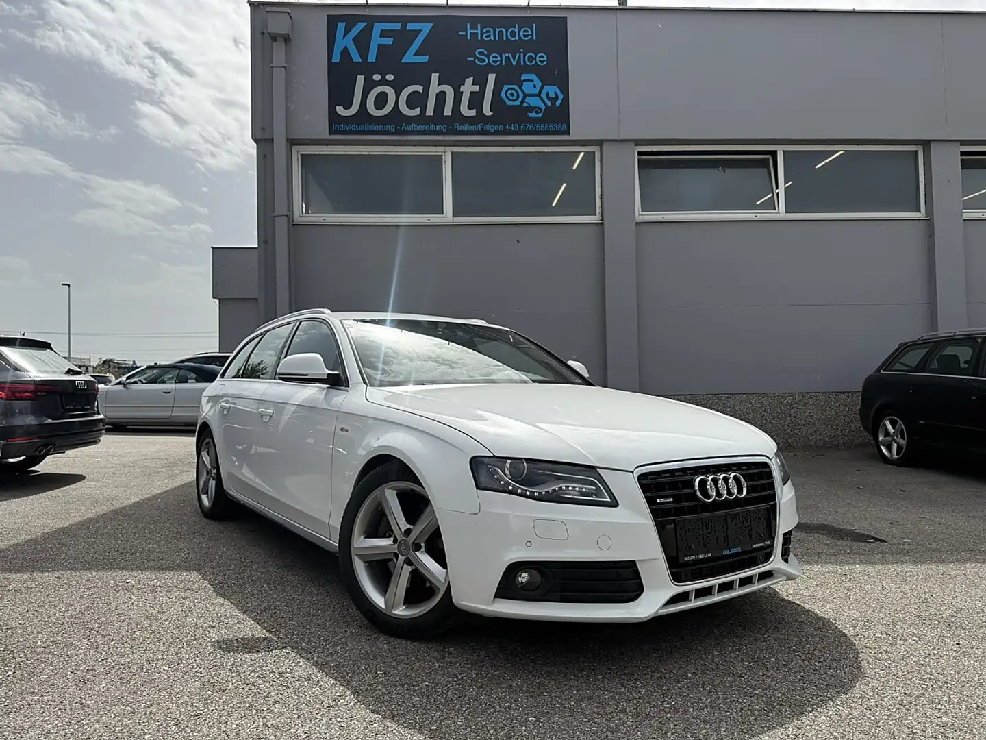 Audi A4 3.0 TDI Avant Quattro S-line Weiß - 1