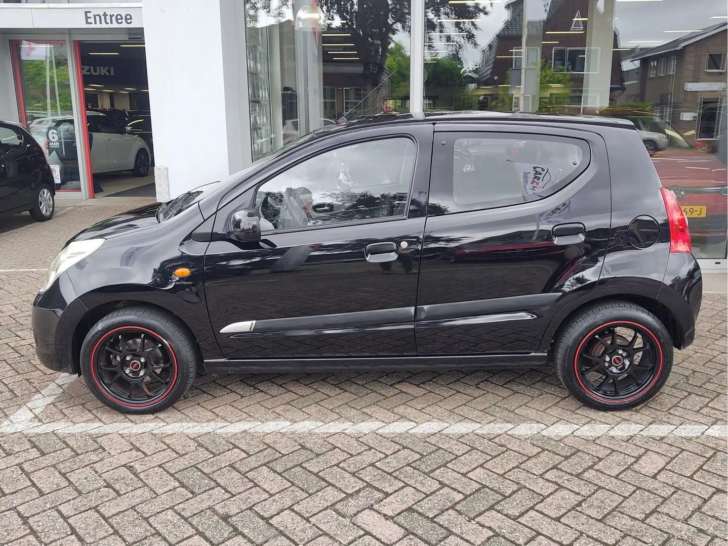 Suzuki Alto 1.0 EXLUSIVE Sportvelgen | Airco | Hoogteverstelli Zwart - 2