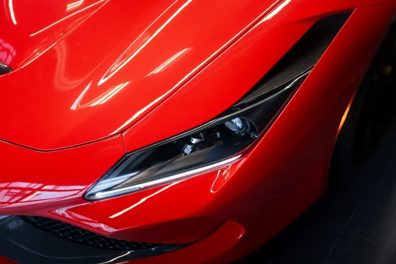 Ferrari F8 Tributo fotografie Ferrari F8 Tributo