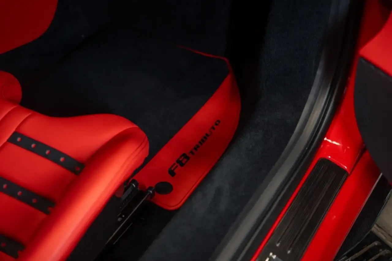 Ferrari F8 Tributo fotografie Ferrari F8 Tributo