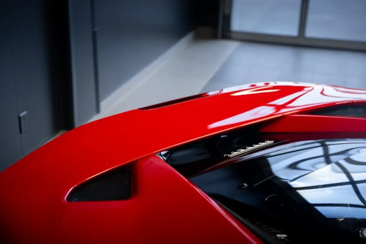 Ferrari F8 Tributo fotografie Ferrari F8 Tributo