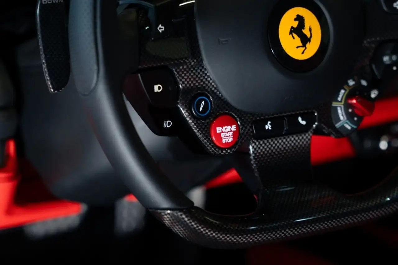 Ferrari F8 Tributo fotografie Ferrari F8 Tributo