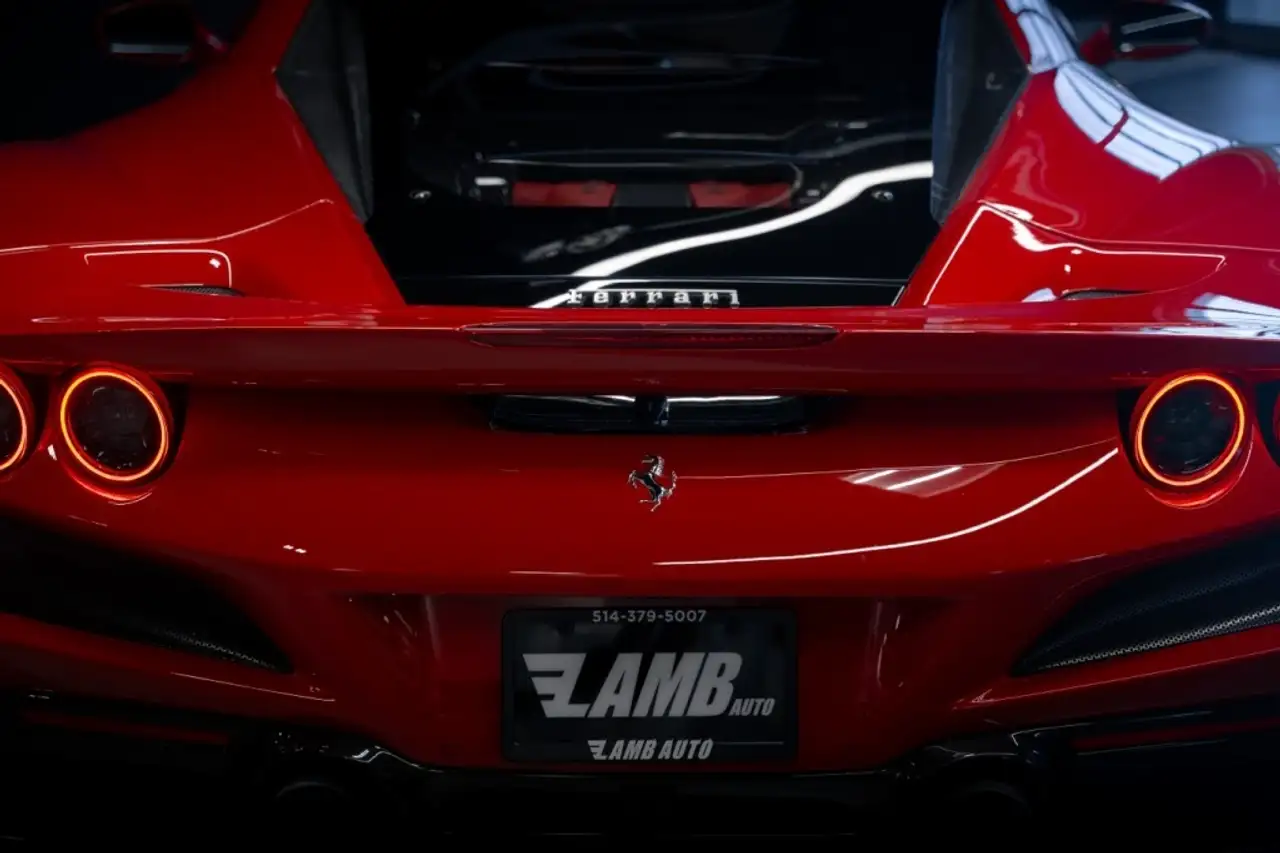 Ferrari F8 Tributo fotografie Ferrari F8 Tributo
