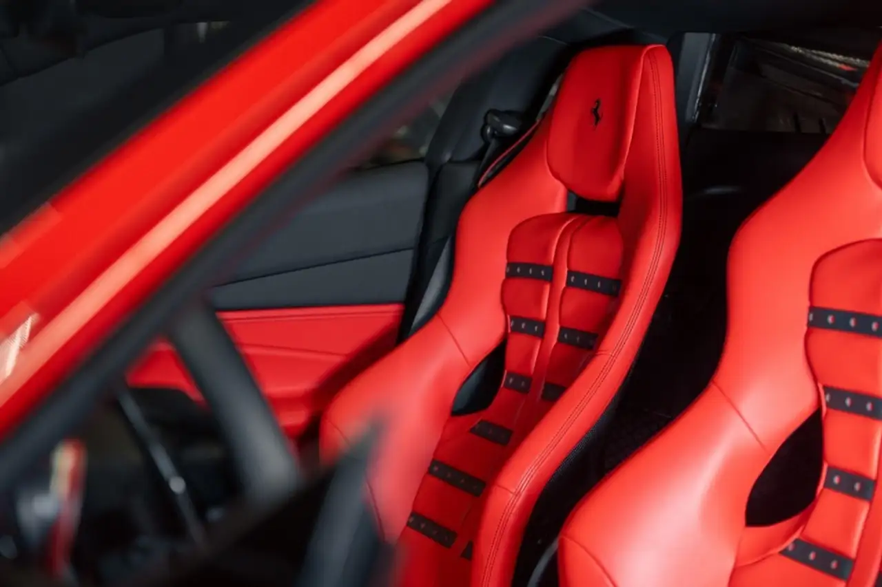 Ferrari F8 Tributo fotografie Ferrari F8 Tributo