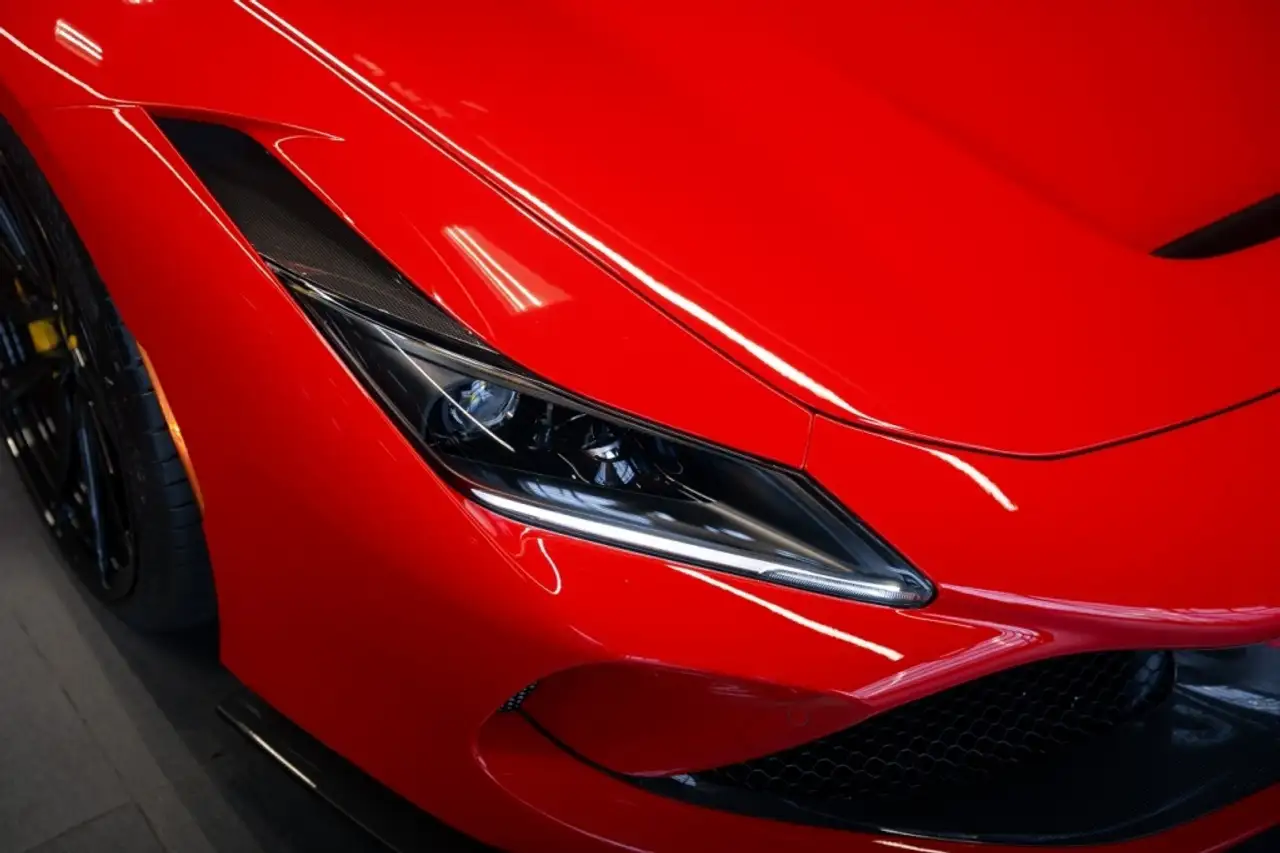 Ferrari F8 Tributo fotografie Ferrari F8 Tributo
