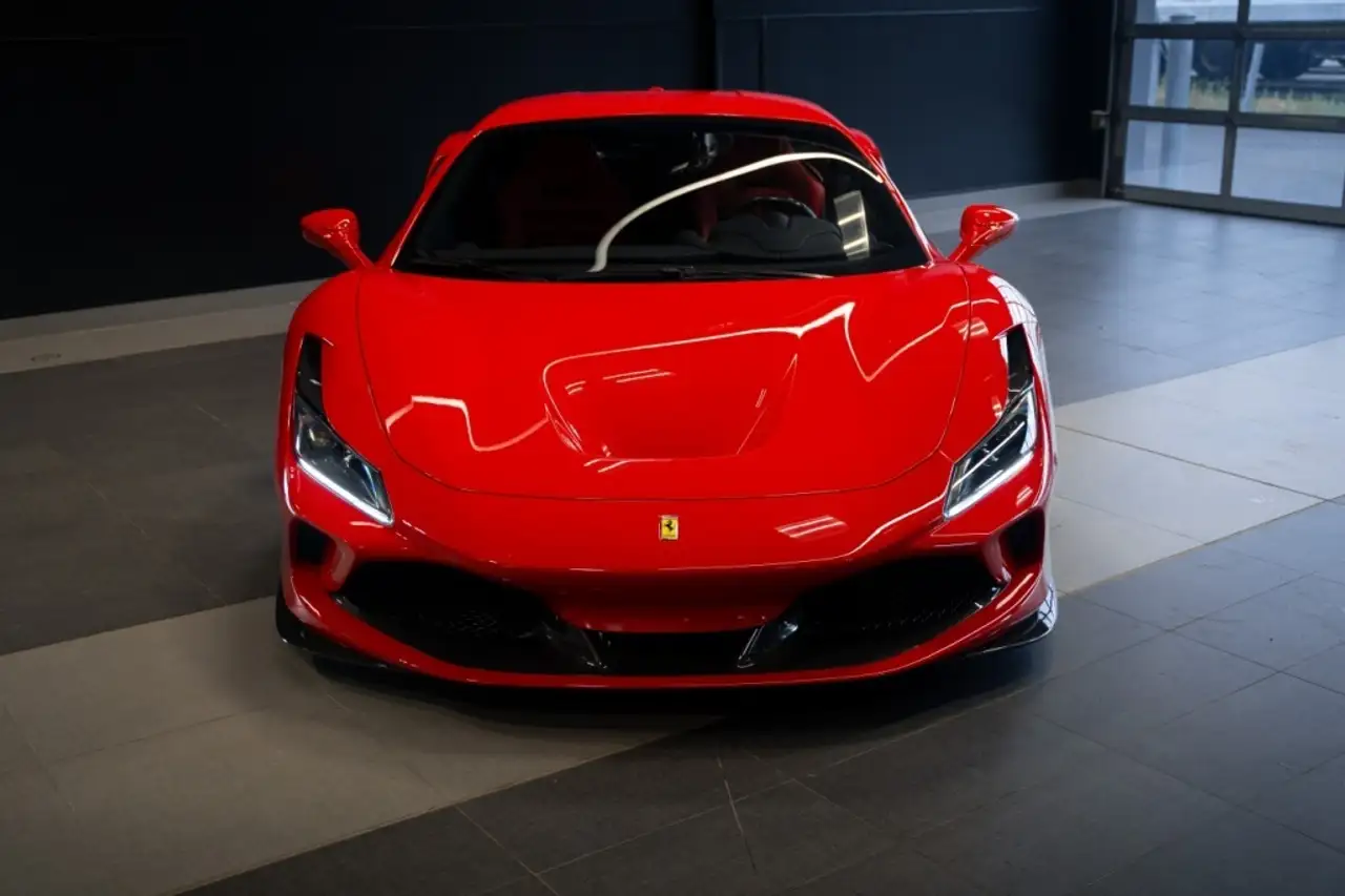 Ferrari F8 Tributo fotografie Ferrari F8 Tributo